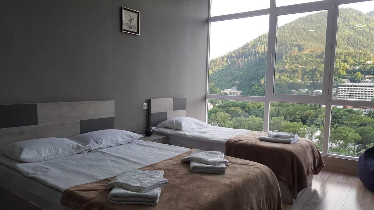 Mtis Kheoba Apartamento Borjomi Exterior foto